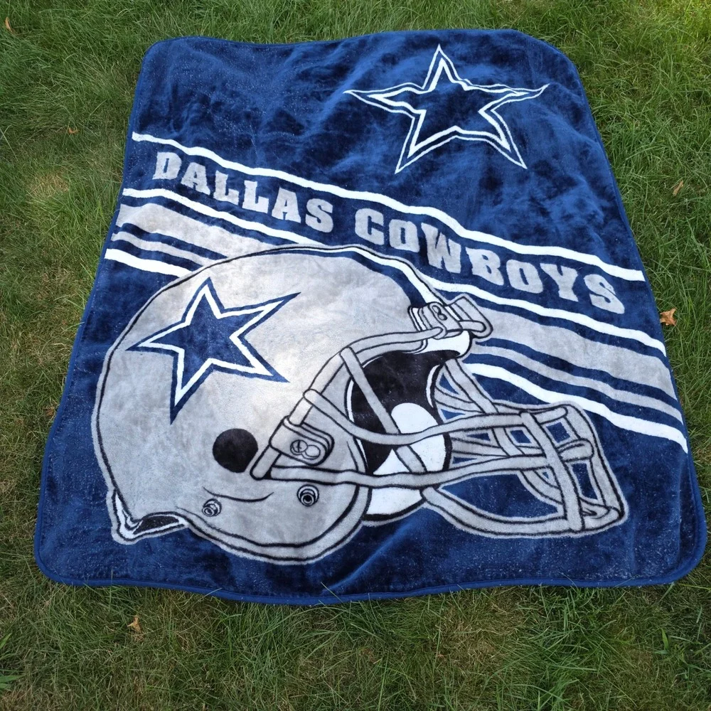 Dallas Cowboys NFL Plush Raschel Throw Blanket Navy Blue Silver 52x72 Football